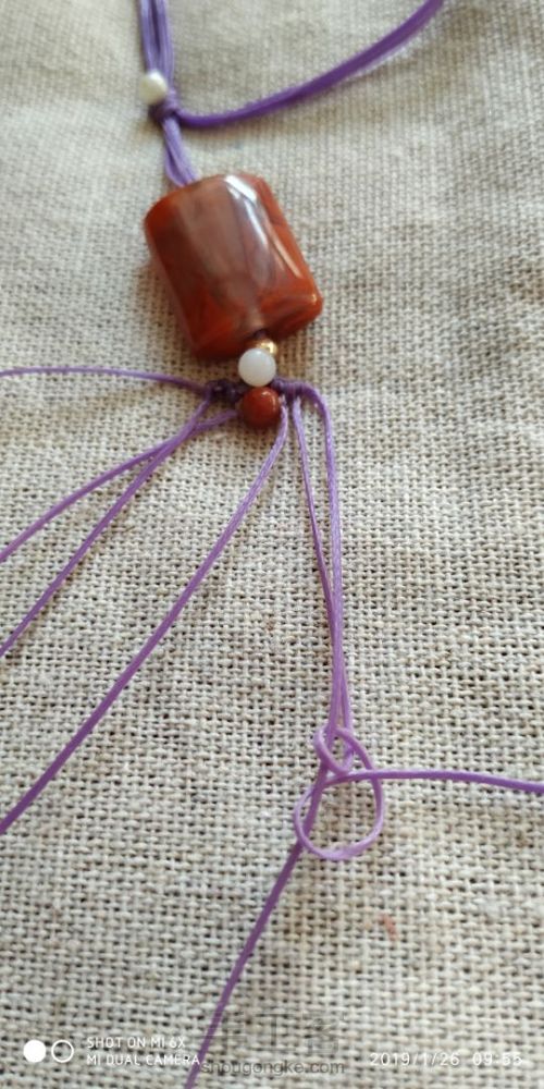 南红手链 第7步