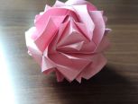 十二张纸组合的纸花球