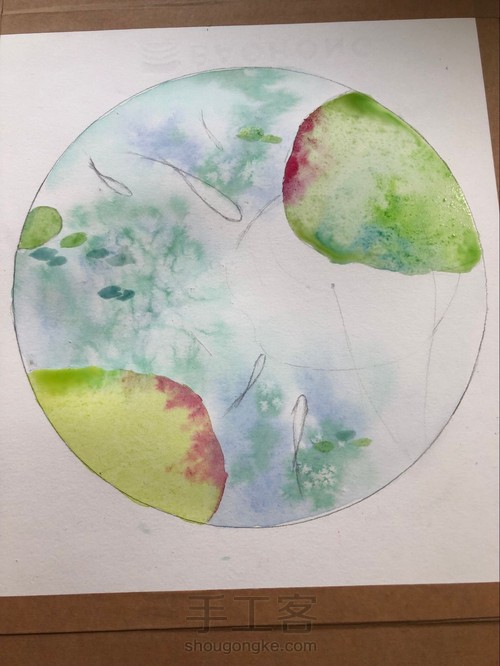 水彩教程｜鱼嬉莲叶间Ⅱ•水彩的诗意心灵 第6步