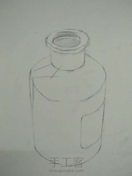 零基础学素描|素描玻璃瓶加彩铅小草一支 第5步
