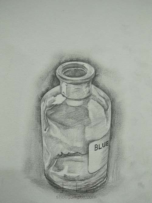 零基础学素描|素描玻璃瓶加彩铅小草一支 第9步