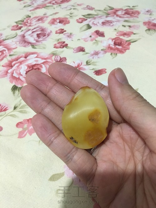 蜜蜡水滴吊坠制作教程 第3步