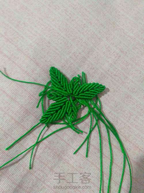 车挂牡丹花花托 第8步