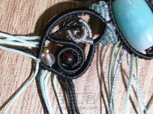 炫彩蝴蝶编织教程—桶珠款 第58步