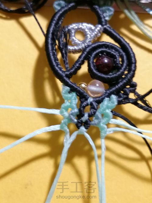 炫彩蝴蝶编织教程—桶珠款 第70步