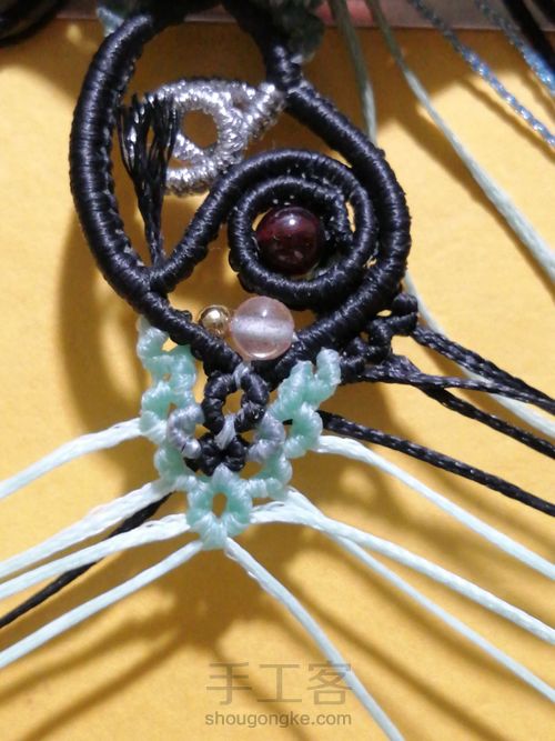 炫彩蝴蝶编织教程—桶珠款 第71步