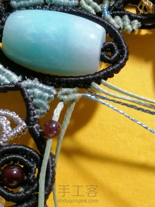 炫彩蝴蝶编织教程—桶珠款 第74步