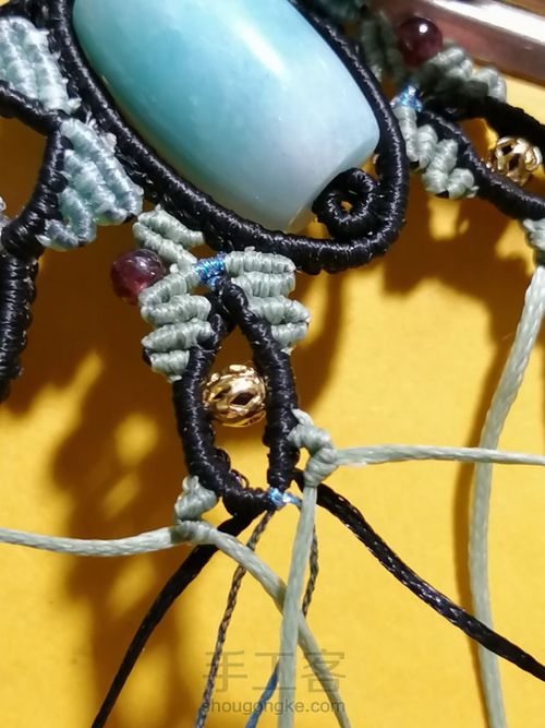 炫彩蝴蝶编织教程—桶珠款 第91步