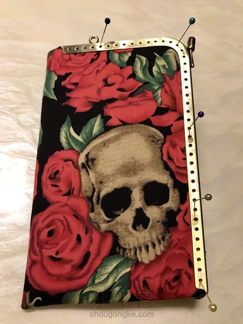 L型一片式口金手机袋 第12步