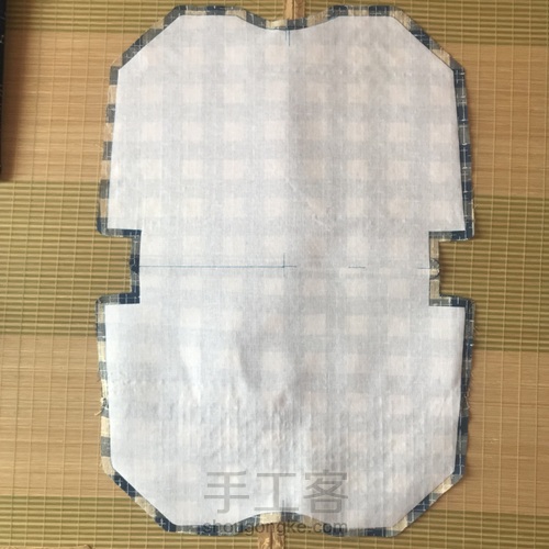 27㎝唇形口金包教程 第8步