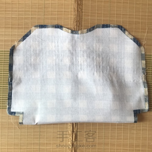 27㎝唇形口金包教程 第11步