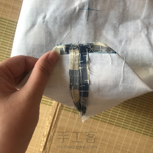 27㎝唇形口金包教程 第12步