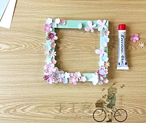 春天气息相框 第7步