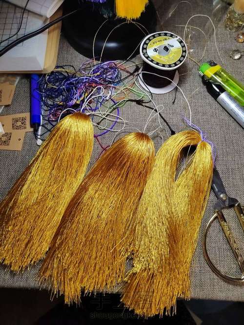 顺字扫把挂饰 第1步