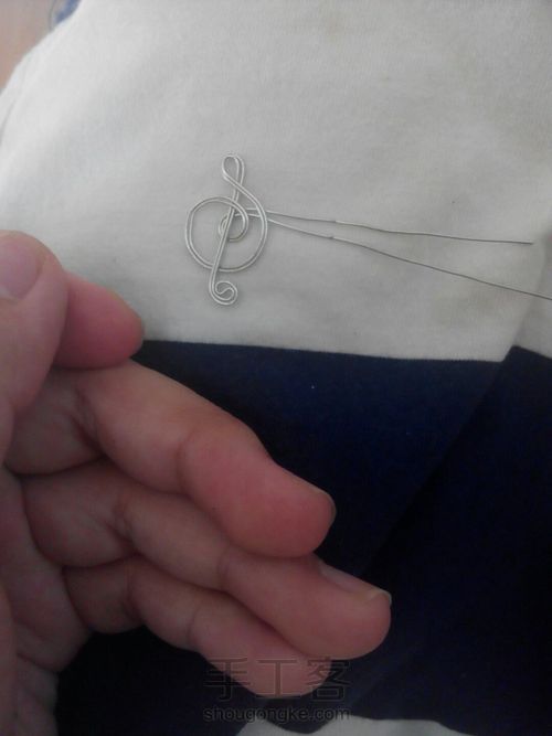 绕线音符耳夹 第10步