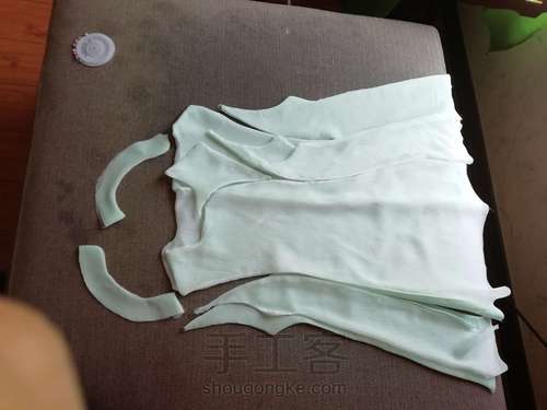 复古鸢尾裙 第4步