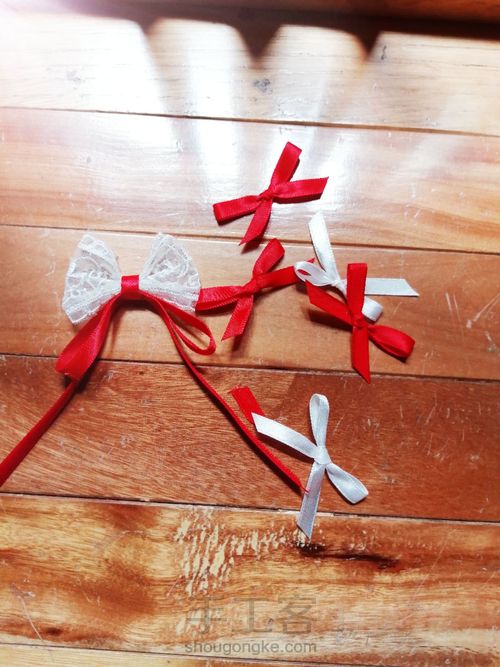 红白相间的兔熊衣 第4步