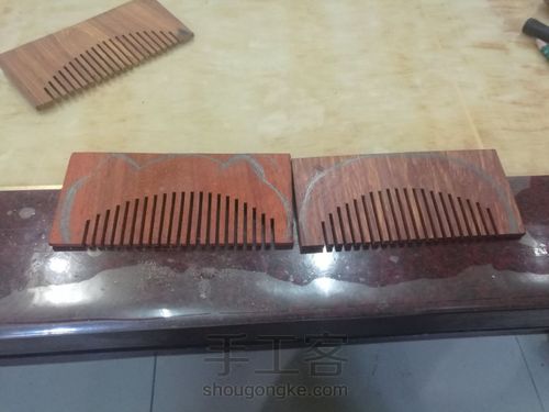 一个兔子骨折!一个兔子耳朵折了! 第3步