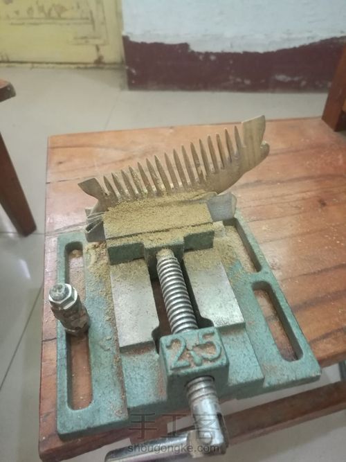 一个兔子骨折!一个兔子耳朵折了! 第6步