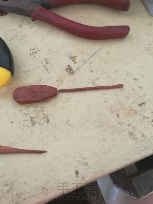 小叶紫檀掏耳勺 第2步