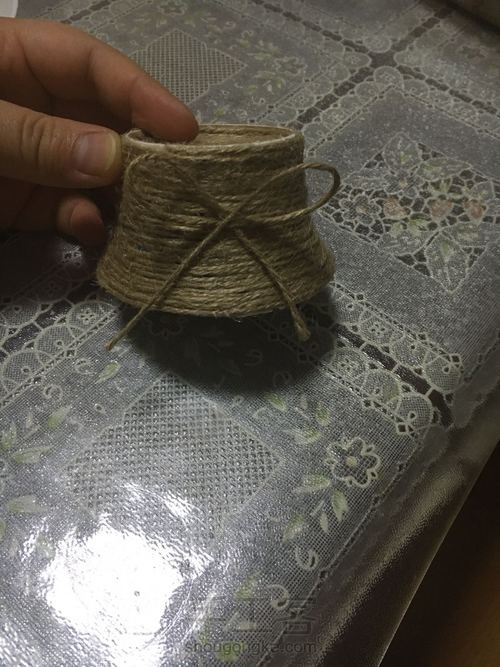 纸杯小草帽 第4步