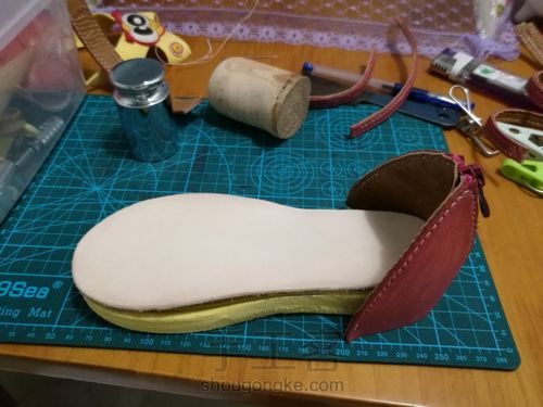 粉红皮凉鞋 第8步