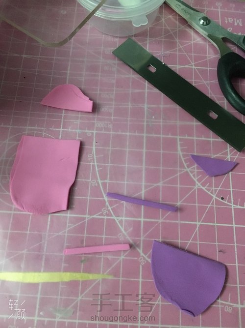 超轻粘土王者荣耀安琪拉玩偶对对碰教程。。 第24步