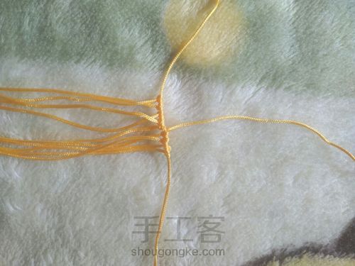 树叶手绳 第4步