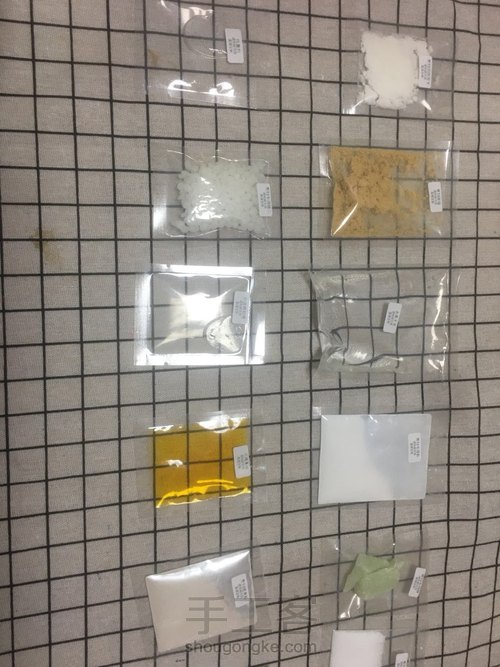 新加坡顶配贵妇膏 第1步