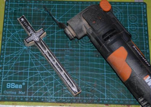 第三十三木作之桃木剑 第4步