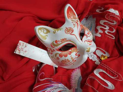 【狐狸面具】红金配色  樱花与莲的交汇 第7步