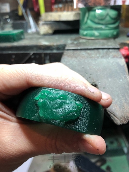 「蠟雕」狗浮雕手環製作 第4步