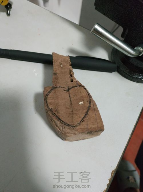 萌新的第一次挖勺……啊不,是比心! 第3步