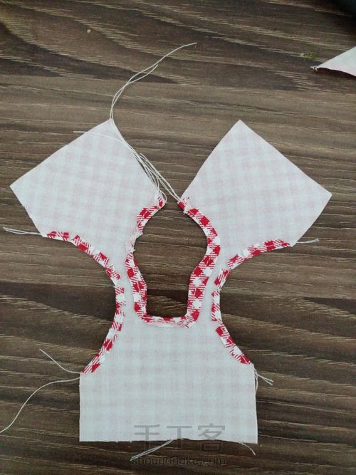 小布娃衣背心连衣裙 第12步