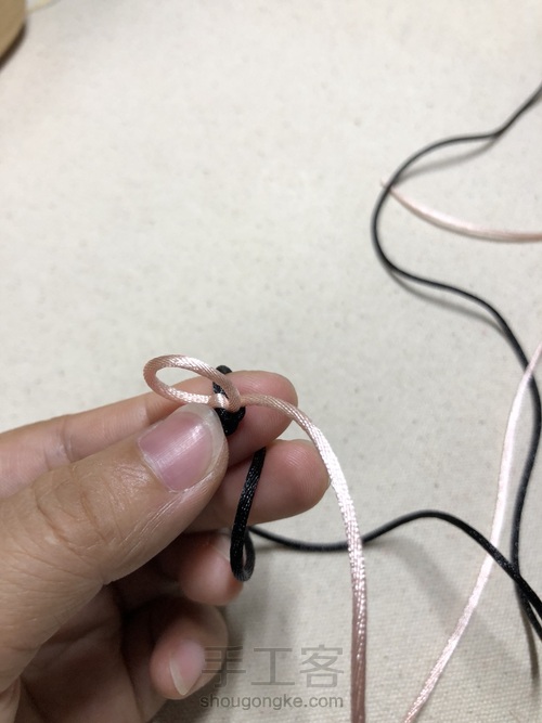 双面金刚结,可能因为怕蛇,我不喜欢叫它蛇结 第21步
