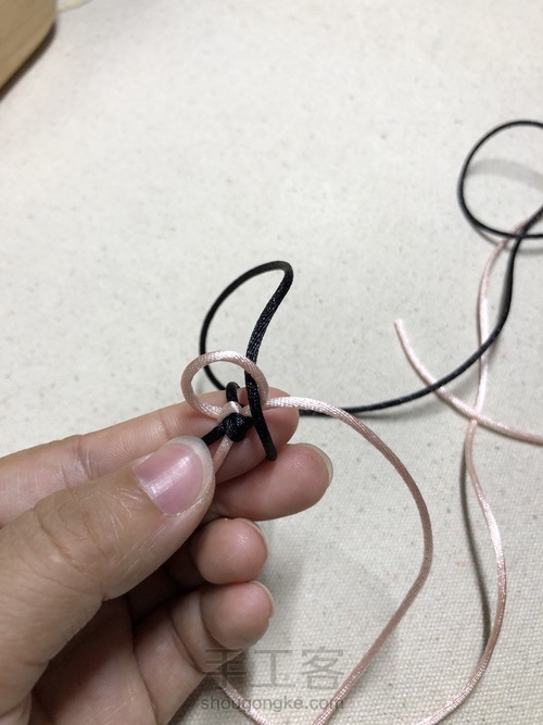 双面金刚结,可能因为怕蛇,我不喜欢叫它蛇结 第22步