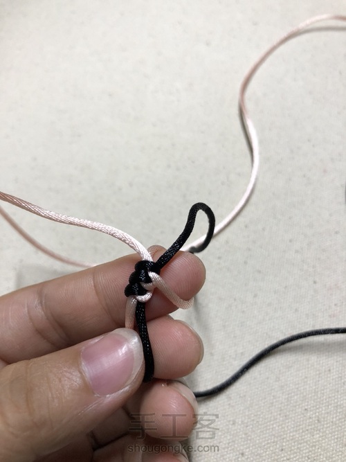 双面金刚结，可能因为怕蛇，我不喜欢叫它蛇结 第26步