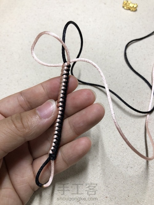 双面金刚结，可能因为怕蛇，我不喜欢叫它蛇结 第28步