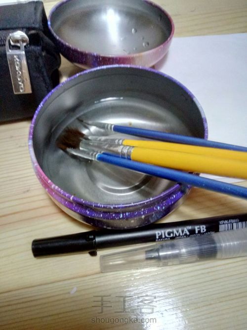 跟渣渣一起画水彩书签😝 第5步