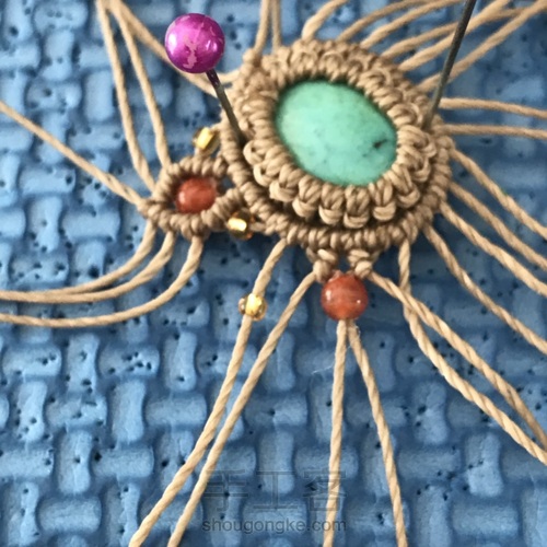 原创花式胸针 第14步