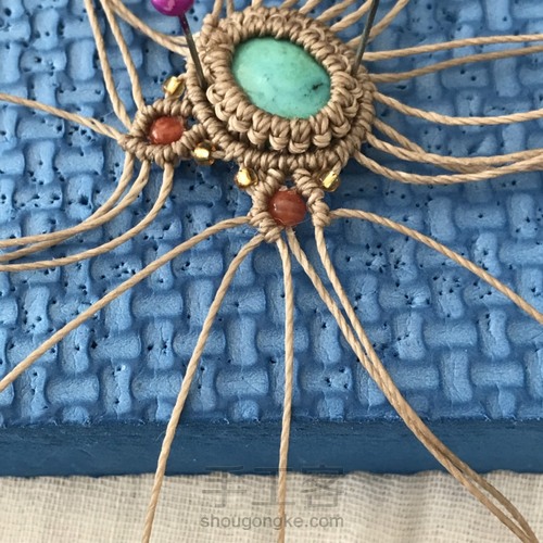 原创花式胸针 第19步