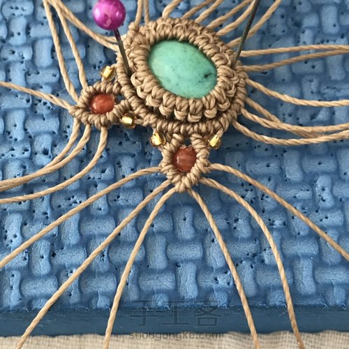 原创花式胸针 第22步