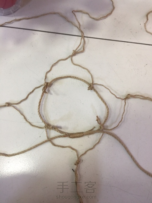 麻绳花盆网 第3步