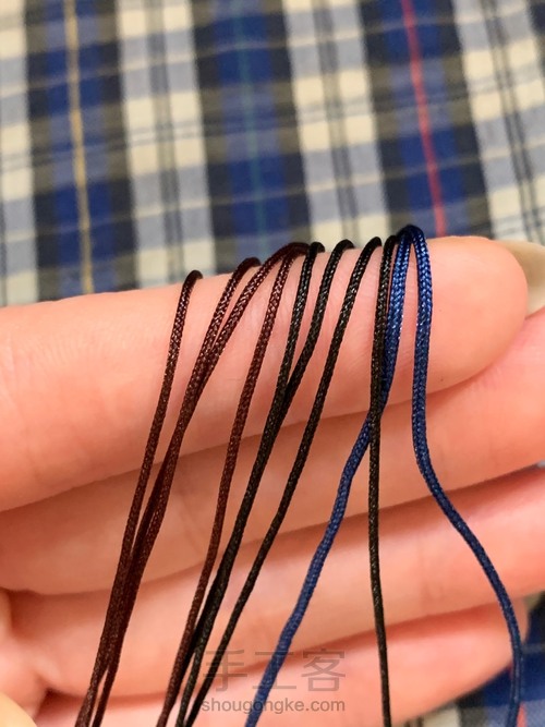 项链绳结 第1步