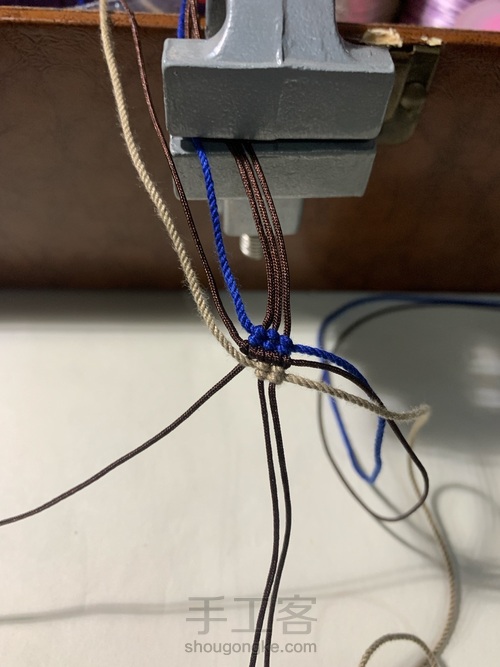 异域风手编项圈 第3步