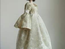 裙纸样式参照意大利文艺复兴时期女装，有部分改动，不要深究