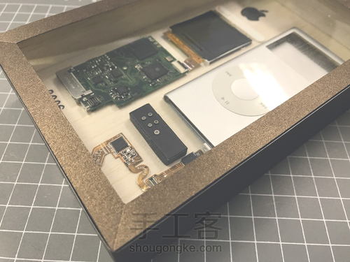 致敬旧设备——拆解装裱（Apple iPod nano） 第15步