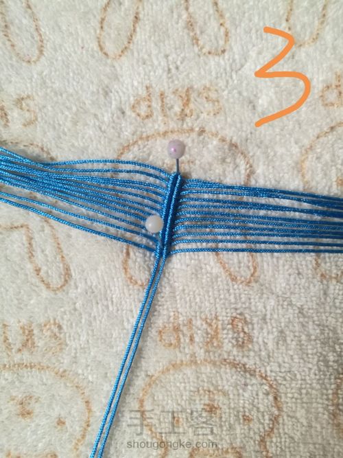 牡丹花中间一层花瓣教程 第3步