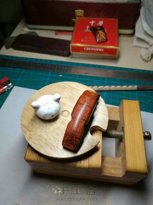 紫檀小料弯曲的古琴 第9步