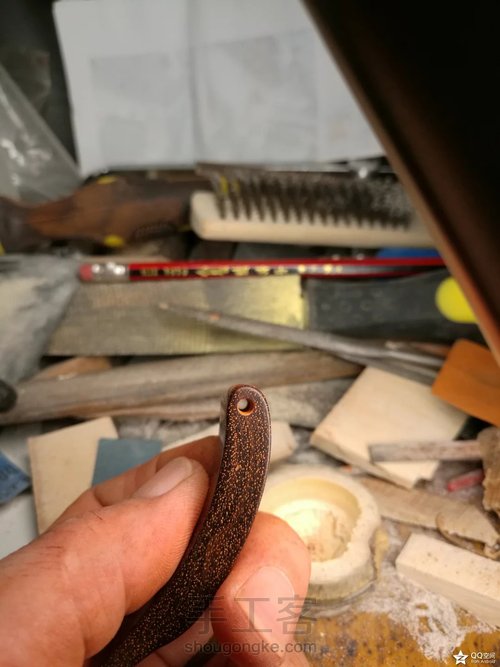 紫檀边料镶银坠-舍得 第7步